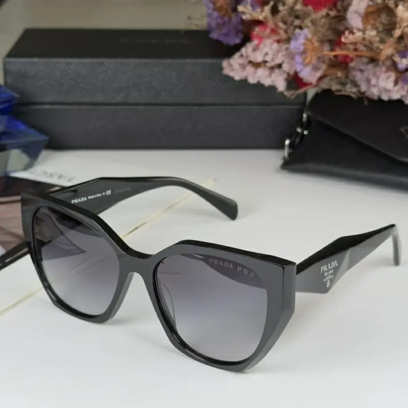 prada aaa qualite lunettes de soleil s_1214341